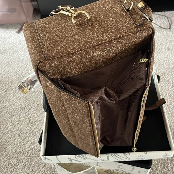 La Mansio Air in Cork w/ straps and pads - Picture 8 of 9